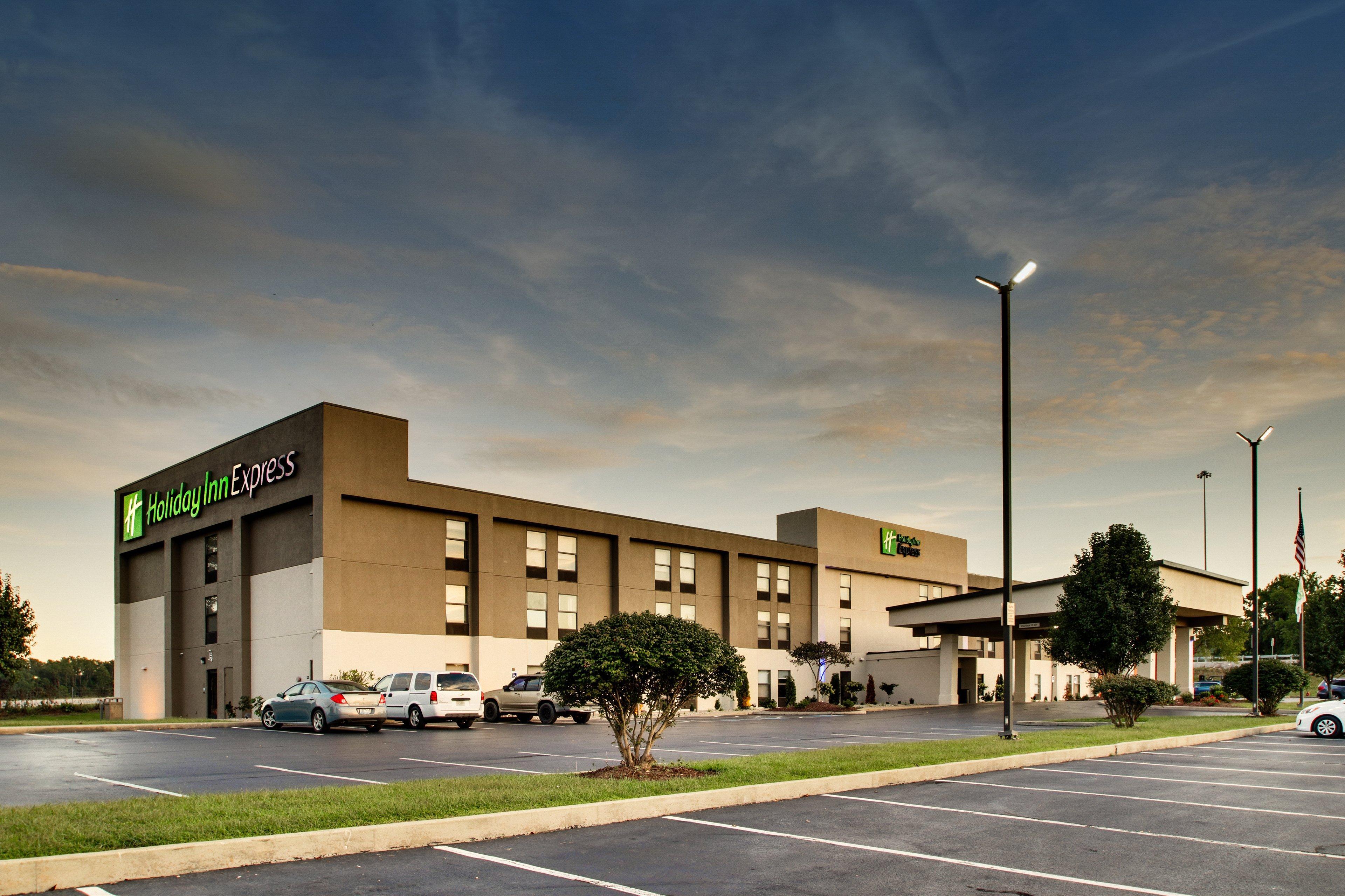 Holiday Inn Express - Horse Cave By Ihg Buitenkant foto